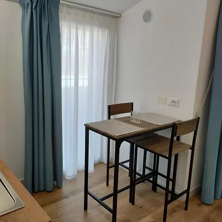 Dh Apartment