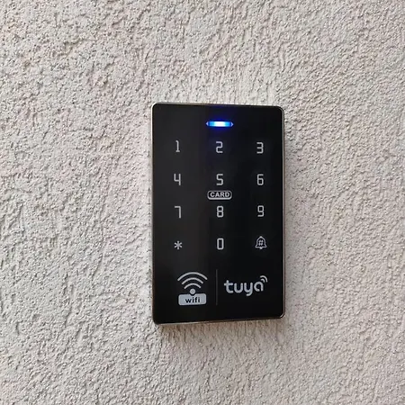 Dh Apartment *