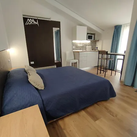 Dh Apartment