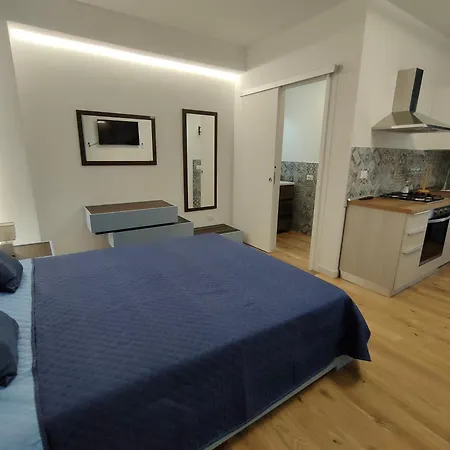 Dh Apartment *